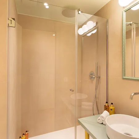 Collection - Serviced Champs-elysees - Rue De Ponthieu Apartman *