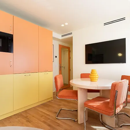 아파트 Collection - Serviced Champs-elysees - Rue De Ponthieu 파리