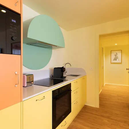 Collection - Serviced Champs-elysees - Rue De Ponthieu