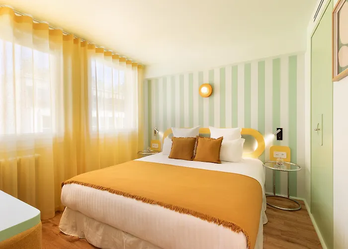 Collection - Serviced Champs-elysees - Rue De Ponthieu *