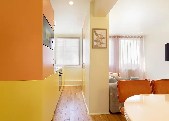 Collection - Serviced Champs-elysees - Rue De Ponthieu