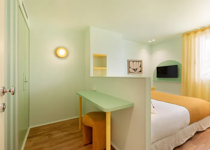 Collection - Serviced Champs-elysees - Rue De Ponthieu Apartment