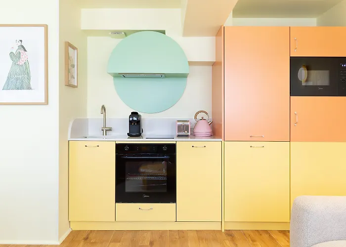 Collection - Serviced Champs-elysees - Rue De Ponthieu