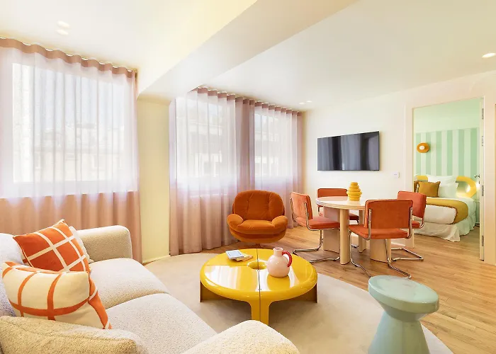 Collection - Serviced Champs-elysees - Rue De Ponthieu *