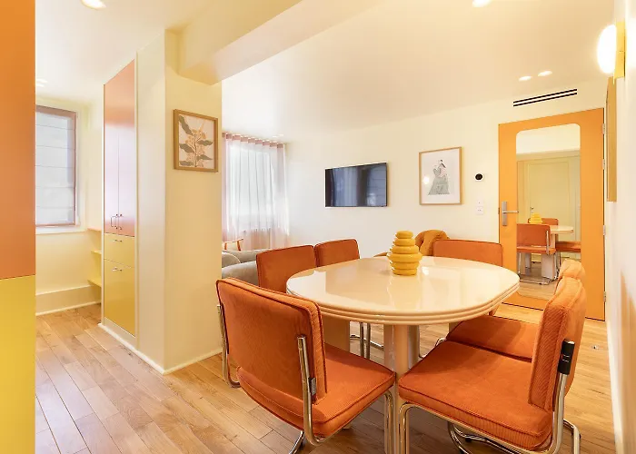 Collection - Serviced Champs-elysees - Rue De Ponthieu