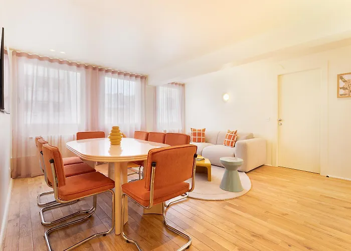 Collection - Serviced Champs-elysees - Rue De Ponthieu Apartment *